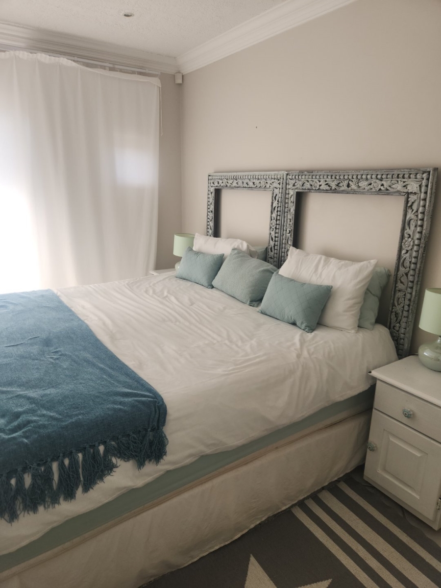 3 Bedroom Property for Sale in Jeffreys Bay Central Eastern Cape